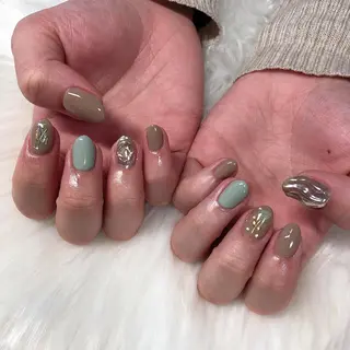 ネイル 西岡 杏のネイルデザイン