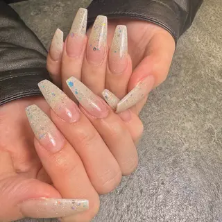 ロング Mente 自由が丘所属・林 麗華のネイルデザイン