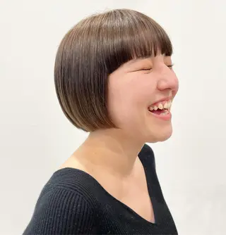 ショート しの　ゆきの THE REMMYのヘアスタイル