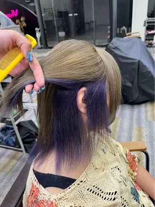 カラー 鈴木 ねねのヘアスタイル