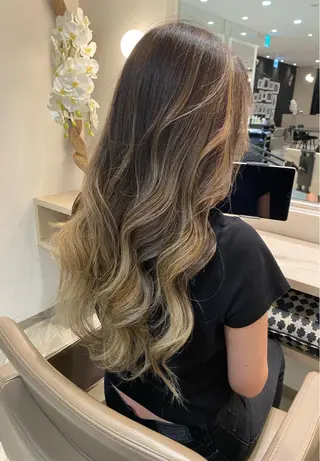 セミロング カラー 🇺🇸海外デザイン iCON TOKYOのヘアスタイル
