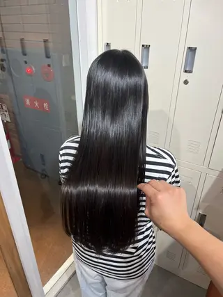 ロング 冨田 悠稀/ 髪質改善カラー🫧のヘアスタイル