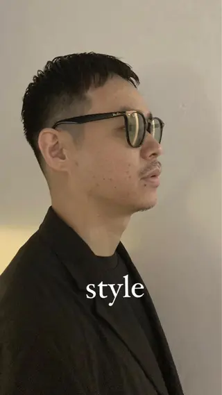 ショート メンズ 伊藤 琢のヘアスタイル
