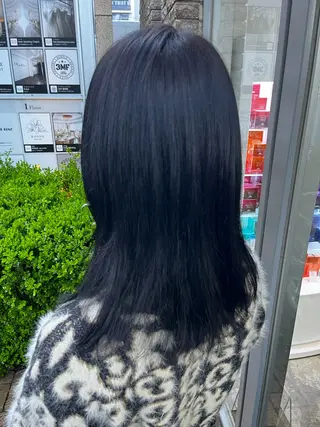 ミディアム SHIINA 香椎宮前店のヘアスタイル