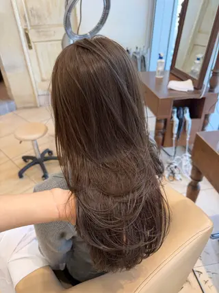 ロング カラー レイヤーカット/ 透明感カラー/カナのヘアスタイル