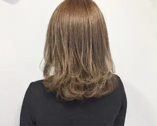 ミディアム カラー VIRETTA 【ヴィレッタ】のヘアスタイル