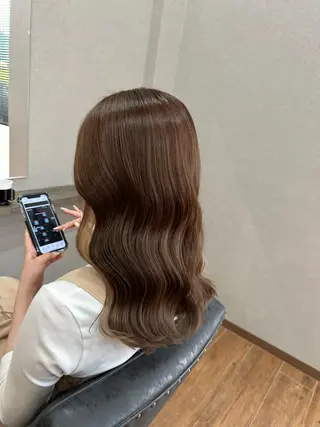 ロング カラー 鵜飼 真伍のヘアスタイル