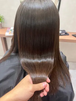 セミロング カラー Anthurium 吹田💐のヘアスタイル