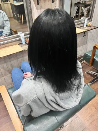 ミディアム カラー 齋藤 瑞樹のヘアスタイル