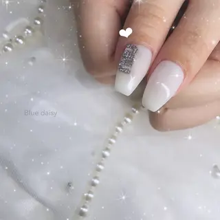 ネイル Blue daisy RIN🎀のネイルデザイン
