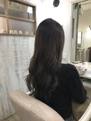 ロング ネモトメイナ🌿 今月末で退職しますのヘアスタイル