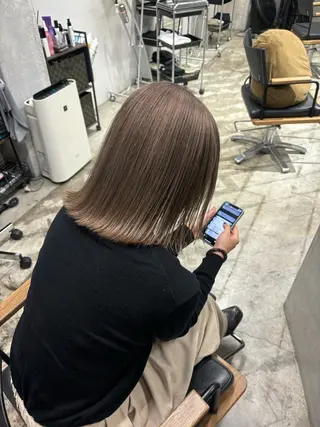 ミディアム カラー 山本 彩美香のヘアスタイル