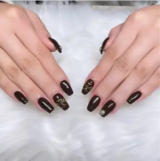 ネイル ハイビスカス ネイルサロンのネイルデザイン