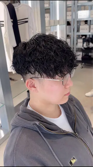 パーマ メンズ メンズ特化⚡️三村 彰吾⚡️カットパーマのヘアスタイル