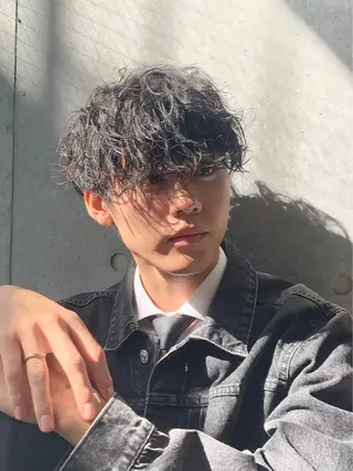 パーマ メンズ パーマ支持率No.1 ❤️‍🔥安成弾のヘアスタイル