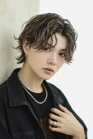 ミディアム カラー メンズ パーマ ⚜️LOM/ メンズサロン⚜️のヘアスタイル