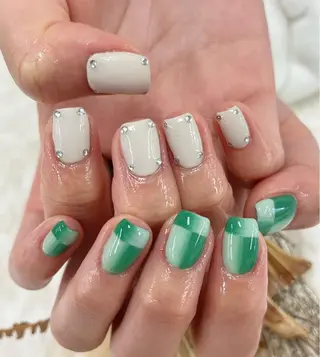 ネイル Basic町田本店 Suzunaのネイルデザイン