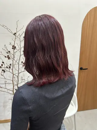 ミディアム なつめ🐶ショート ベージュカラーのヘアスタイル