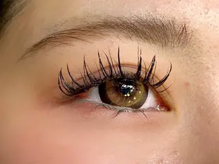 マツエク・マツパ ヘアメイクピカソ 髙井久美のマツエク・マツパデザイン