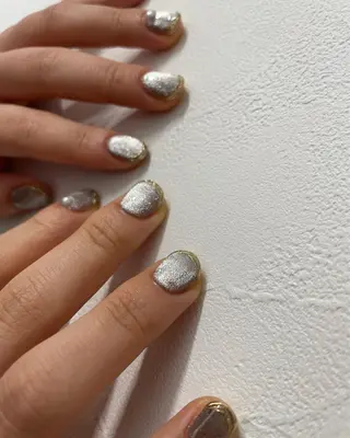 ネイル kiii.__ ✴︎*のネイルデザイン