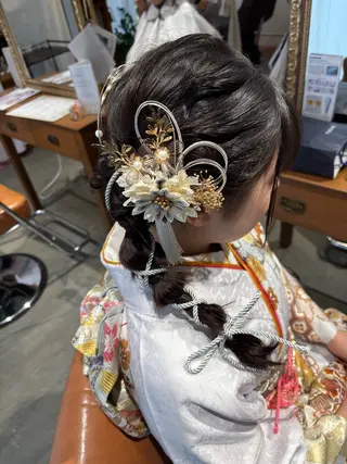 ロング ヘアアレンジ トリコヘアサロン 新井千智のヘアスタイル