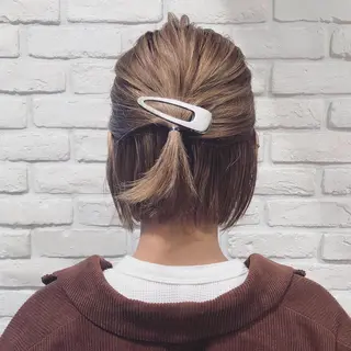 ショート カラー ベージュカラー🧸 伊藤なつみのヘアスタイル
