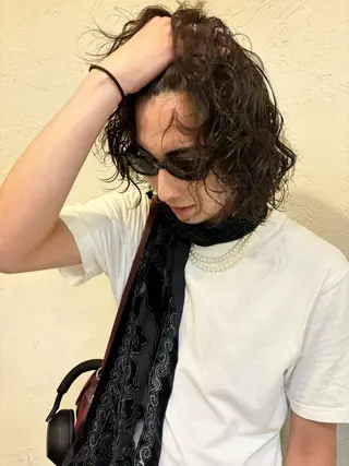 パーマ メンズ ハイトーン/デザイン カラー/るいのヘアスタイル