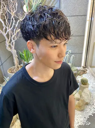 パーマ メンズ 酸スト/フェザー パーマ/三谷海斗のヘアスタイル