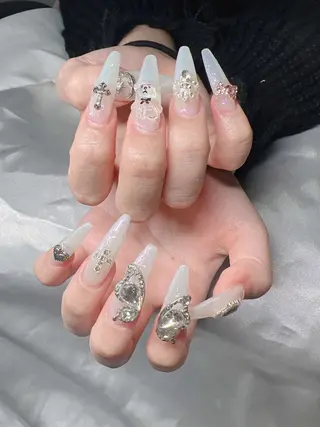 ネイル Lee Nails チップ長さだし専門店のネイルデザイン