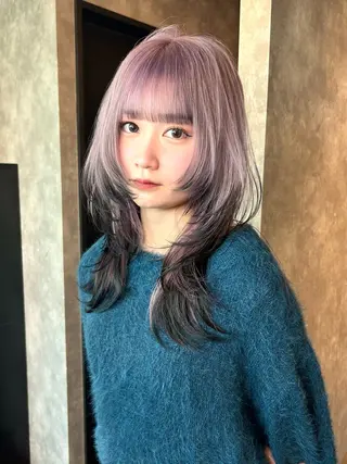 ミディアム 鈴木 華奈のヘアスタイル