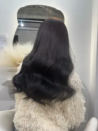 ロング カラー パーマ ヘアアレンジ 🤍韓国風レイヤー/ 艶髪🤍鳥越美羽のヘアスタイル