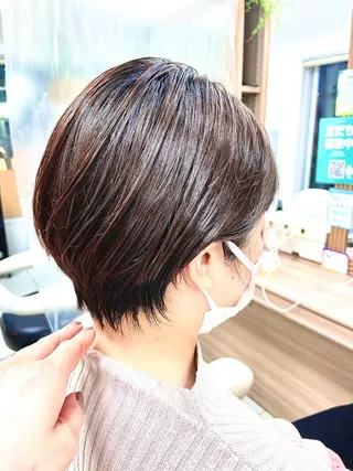 ショート ✂ 持田 真菜のヘアスタイル