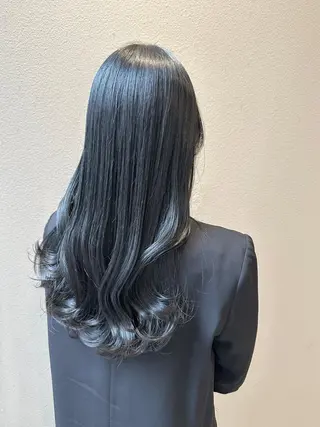 ロング カラー トレンド/顔まわり/ レイヤー/髪質改善のヘアスタイル