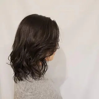 ミディアム 美谷添(ミヤゾエ) まどか大人ヘアサロンのヘアスタイル
