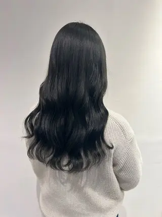 ロング カラー 青山 里帆のヘアスタイル