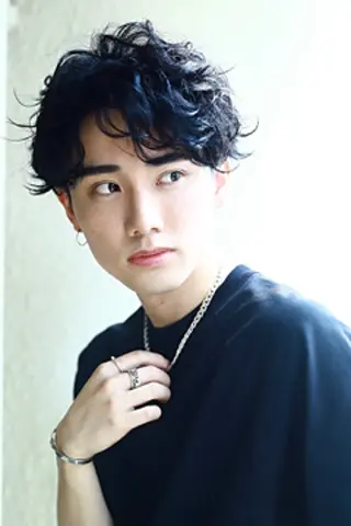 ショート パーマ メンズ 髪質改善shoma mikiのヘアスタイル