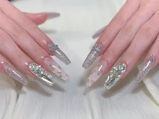 ロング 💅 リリアのネイルデザイン