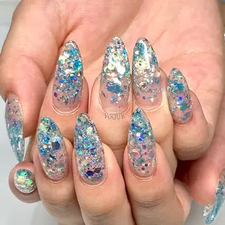 ネイル VOGUE ×SWANのネイルデザイン