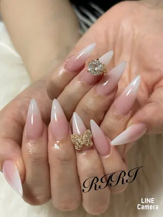 riri オーナーのネイルデザイン