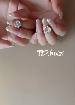 セミロング めぐみのネイルサロン スタッフ練習のネイルデザイン