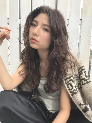 ショート ミディアム セミロング ロング カラー パーマ 白髪ぼかしハイライト バレイヤージュヤマトのヘアスタイル