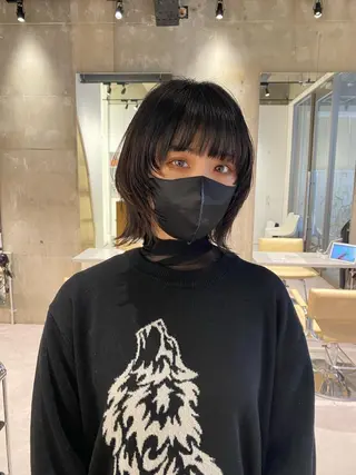 ミディアム すぎもと さき⚡️ レイヤー･*パーマのヘアスタイル