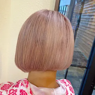 ミディアム 中川 茜里のヘアスタイル