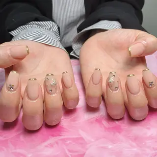 ミディアム hs nail salonのネイルデザイン