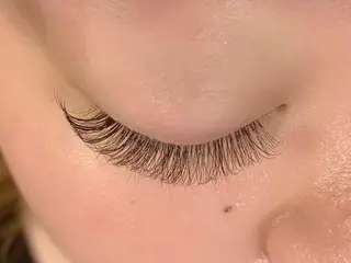 マツエク・マツパ 束感まつげ🤍 hikaruのマツエク・マツパデザイン