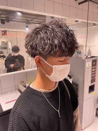 ショート パーマ ヘアアレンジ メンズ アイブロウ スパイキー/フェザー /波巻き/かいとのヘアスタイル
