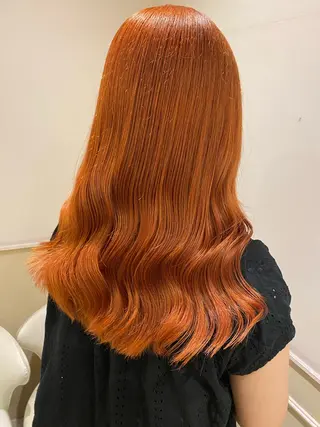 セミロング レイヤー×艶髪特化 マネージャー安藤光司のヘアスタイル