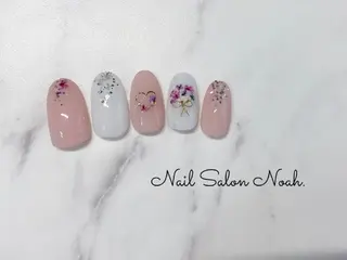 ネイル Nail Salon Noah.のネイルデザイン