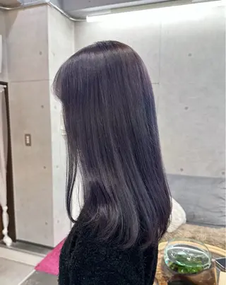 セミロング MIES ミナリのヘアスタイル