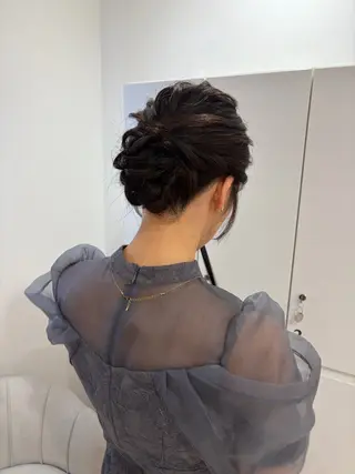 セミロング ヘアアレンジ ヘアセット お呼ばれ カチモリ/はるか🎀のヘアスタイル